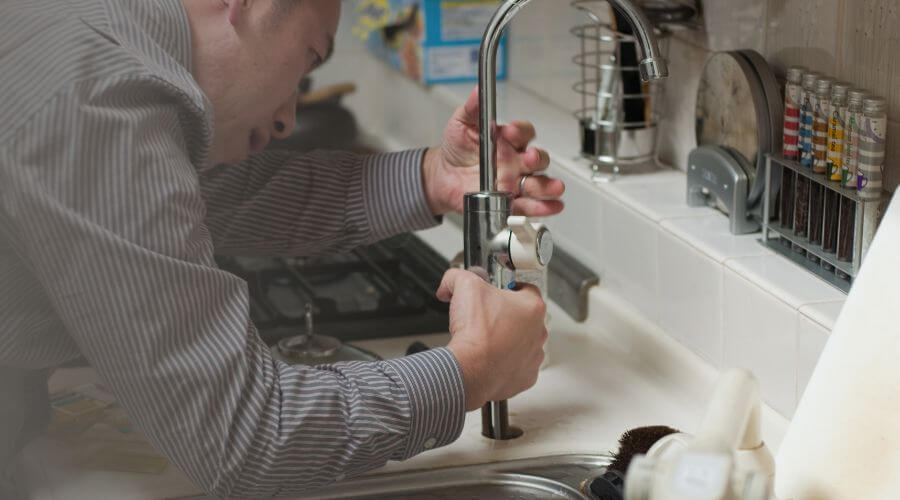 Professional expert plumbing services in Tyner, IN